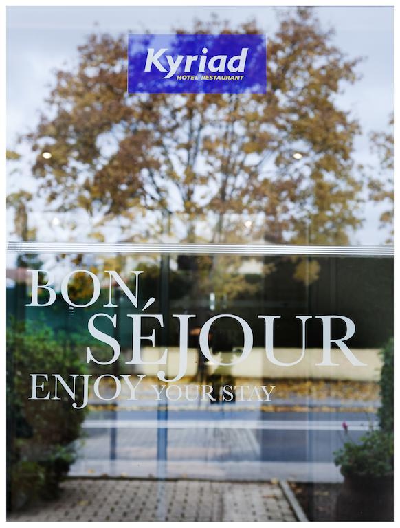 Kyriad Saint Quentin En Yvelines - Montigny Экстерьер фото